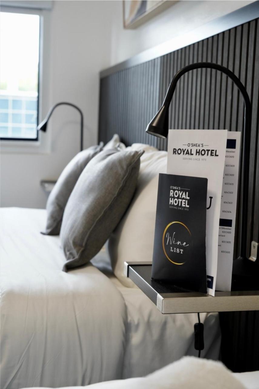 O'Shea'S Royal Hotel กูนดิวินดิ ภายนอก รูปภาพ